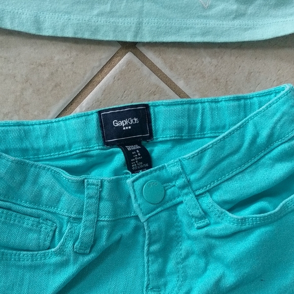 Girls Gap size 6 aqua teal shirts with Elsa top - Picture 5 of 7